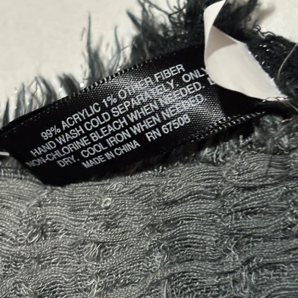 New INC International Concepts Scarf Womens OS Black‎ Ombre Metallic Fringe Wrap